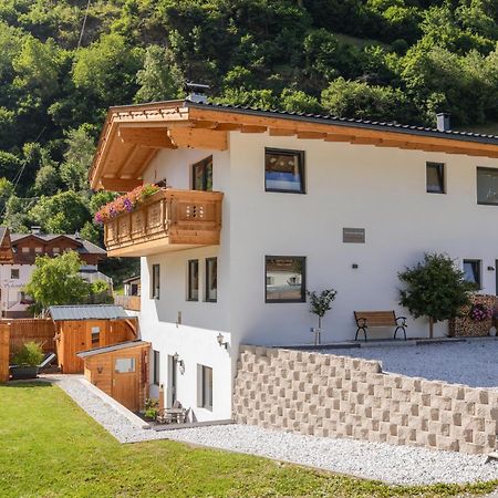 Ferienwohnung Alpenland - Schoenes, Neues Apartment Нойштіфт-ім-Штубайталь Екстер'єр фото